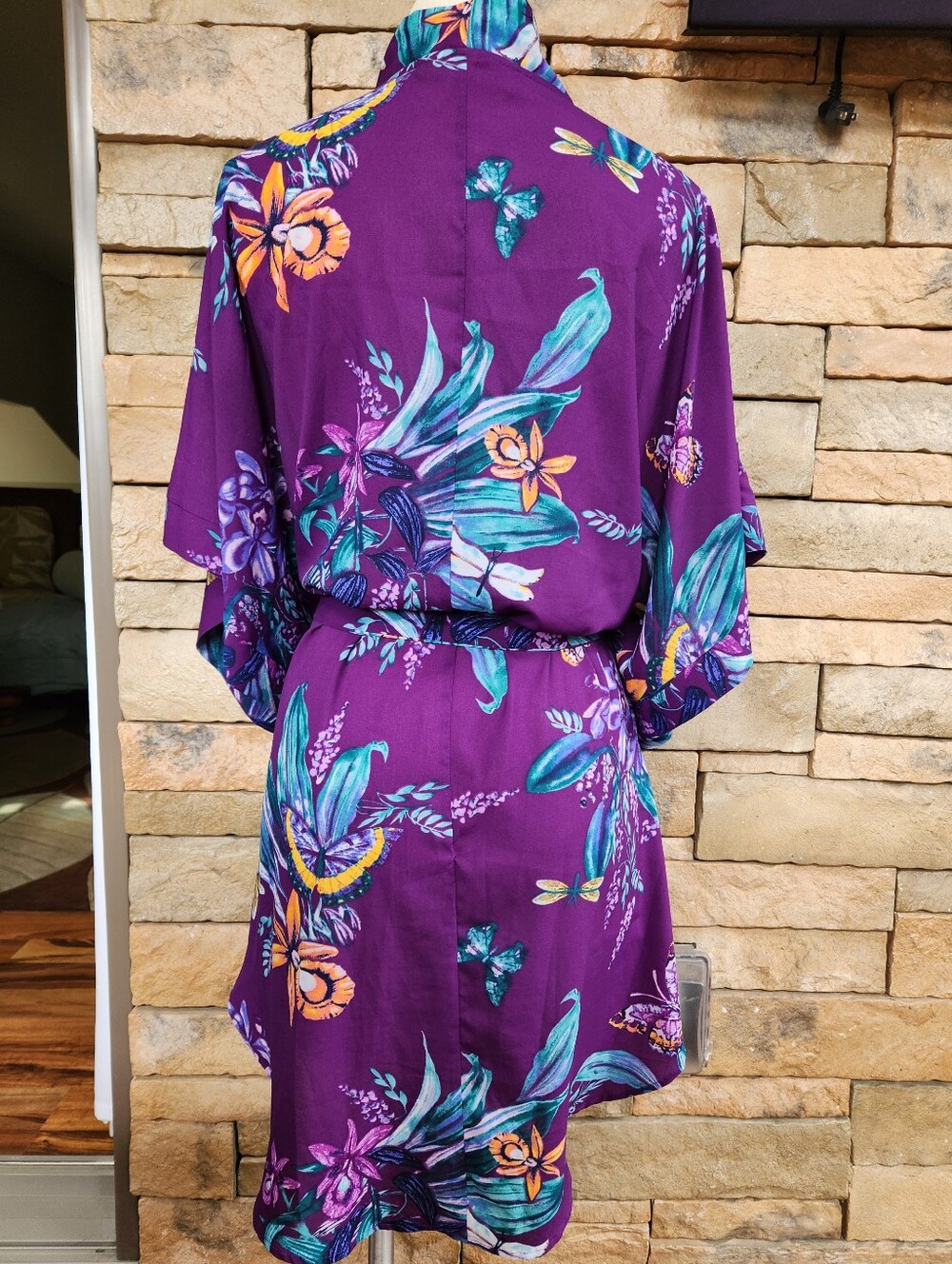 Soma Kimono Robe - Picture 2 of 7